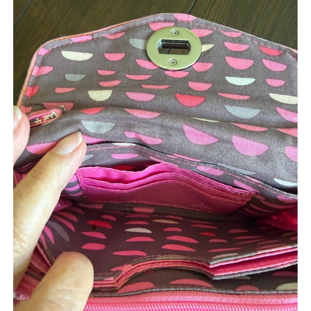 Vera Bradley All In One Wristlet Wallet Pink Floral Quilted Cotton Turn Lock - Picture 6 of 12